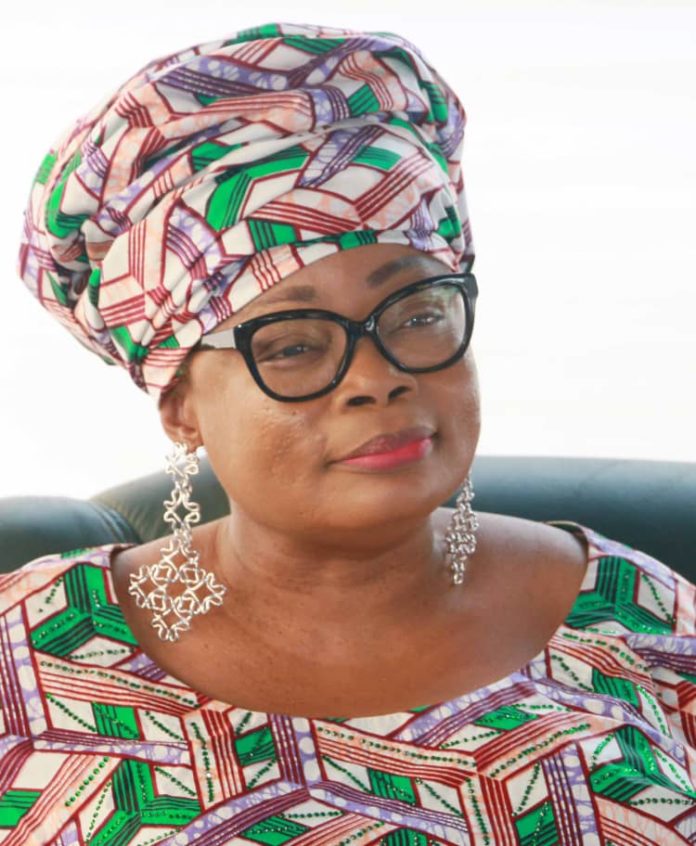 Claudine-Prudencio-2