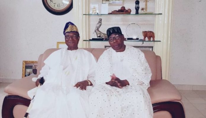 73627634-AA59-4EDC-8921-66F988888970