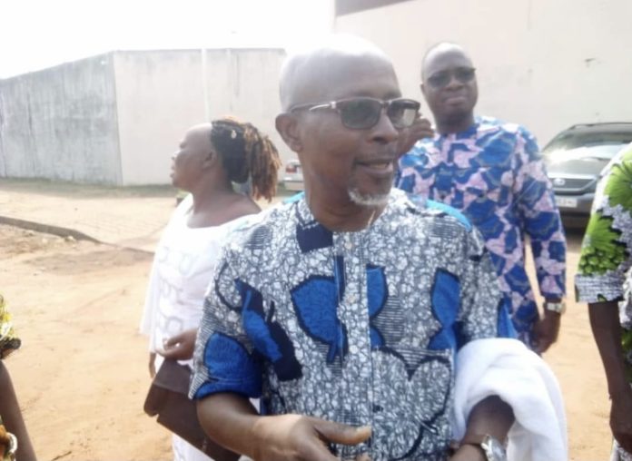 4F8C8842-2E01-4B40-9363-F6FE3458666A