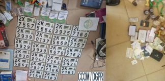 Commune d’Adjarra : La police saisit 22 plaques d’immatriculation et 30 cartes grises chez deux individus