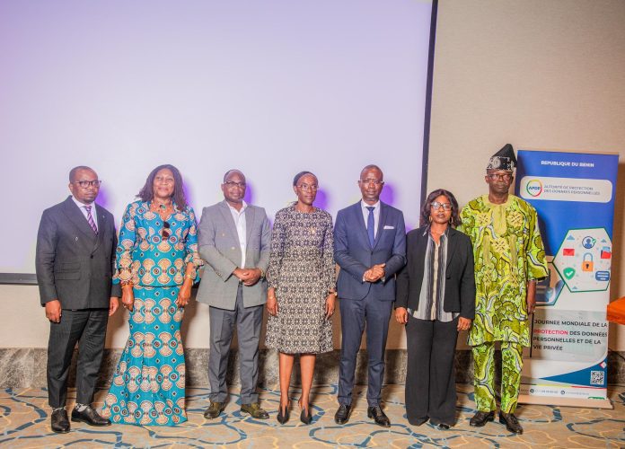 439592e1-bb0b-43aa-859c-446ad2ffe6a4